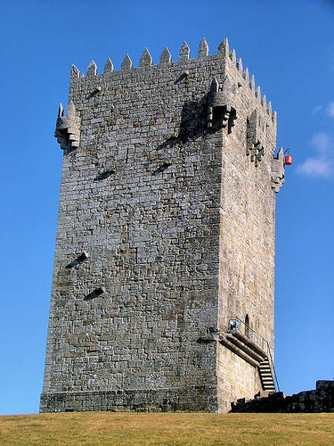 MONTALEGRE (Portugal): Torre de menagem.