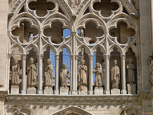 BURGOS (Espanha): Galeria dos Reis na fachada principal da Catedral.