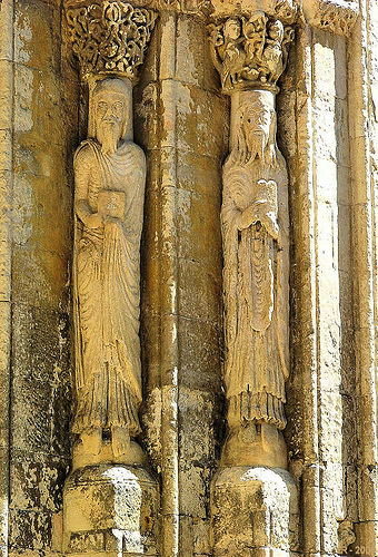 SEGÓVIA (Espanha): Esculturas da Igreja de San Martin (Séc. XII)