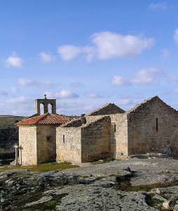CASTELO MENDO (Portugal): Igreja de Santa Maria do Castelo.