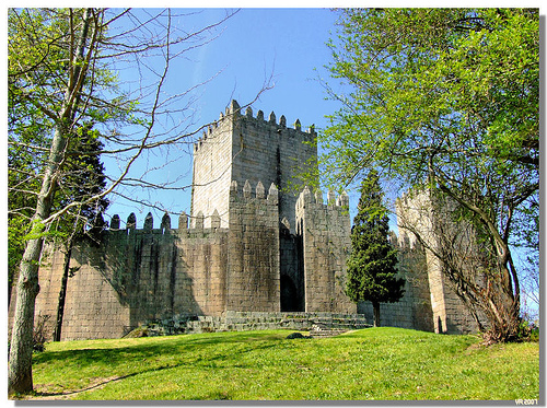 GUIMARÃES (Portugal): Castelo de Guimarães