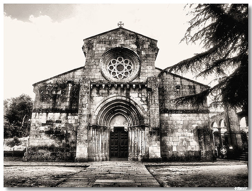 PENAFIEL (Portugal): Igreja do Salvador, matriz de Paço de Sousa. 